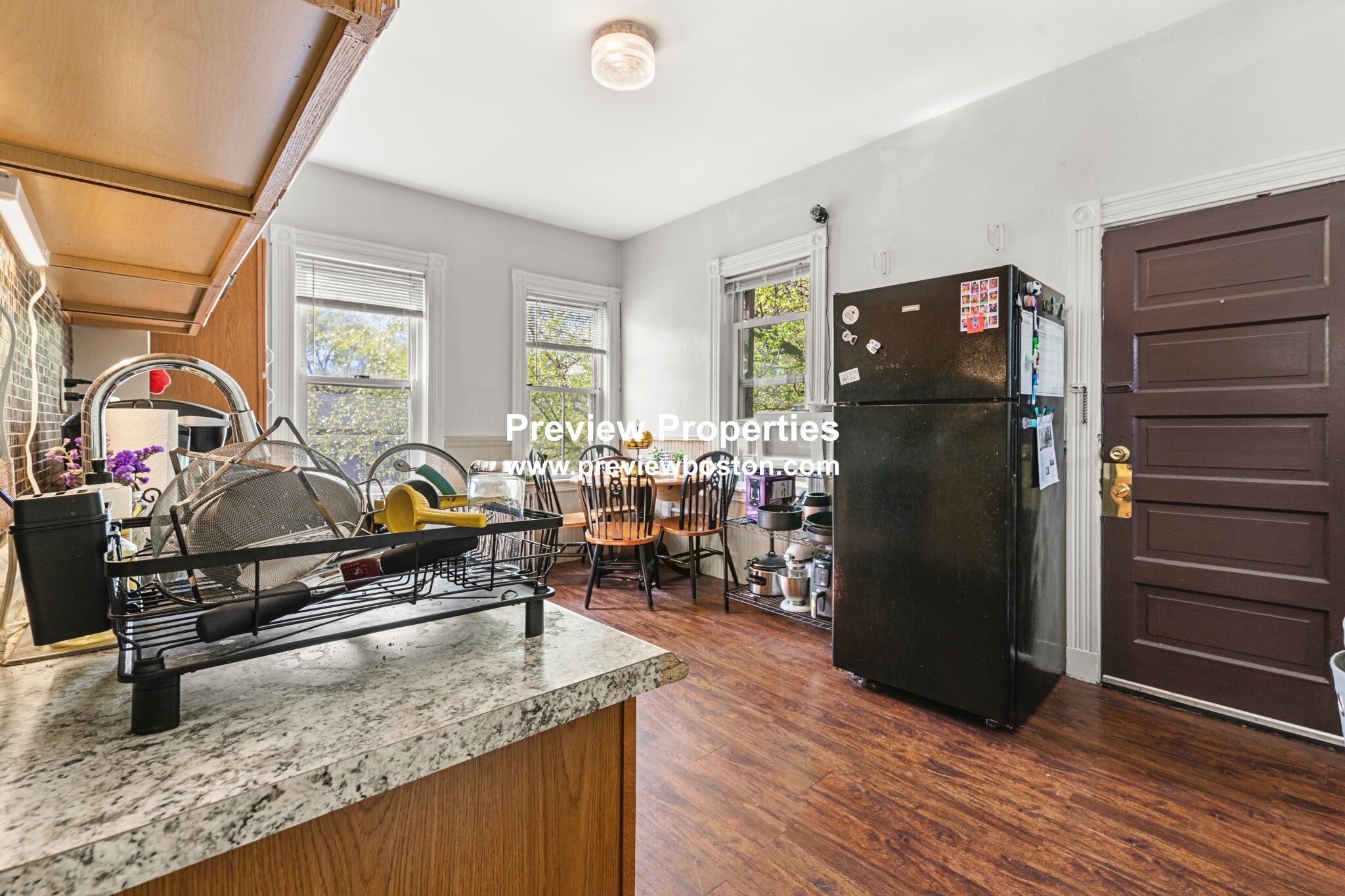 175 River St, Riverside