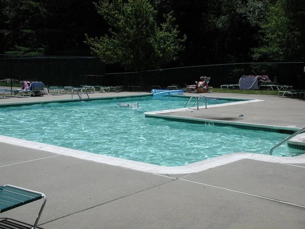 18 Walden Dr, Natick