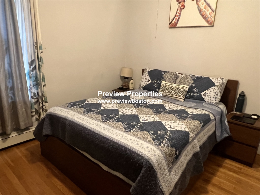 12 Anson St, Jamaica Plain