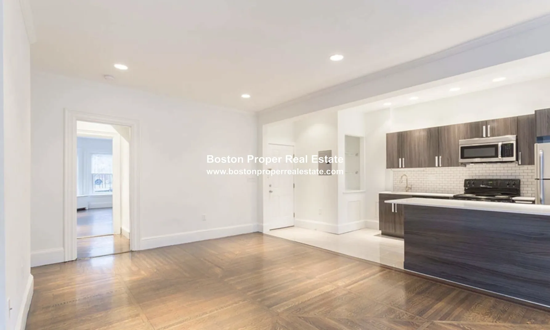 227 Newbury St, Back Bay