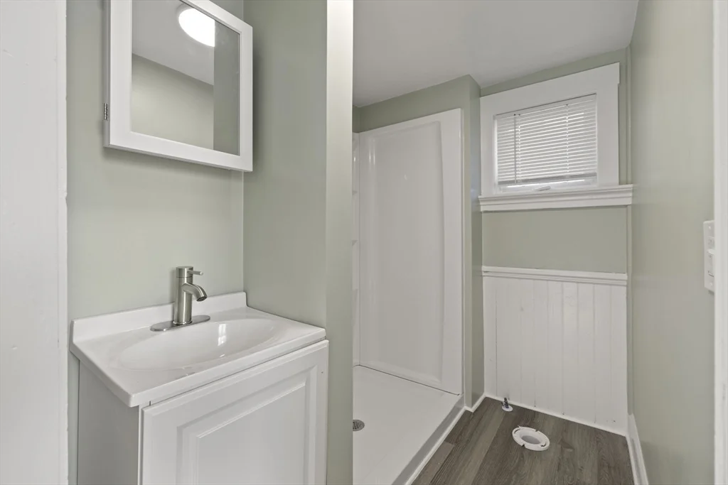 275 Market St, Rockland