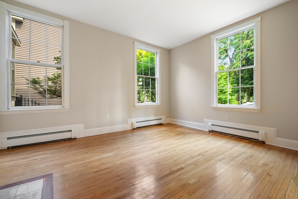 259 Mount Auburn, Harvard Square