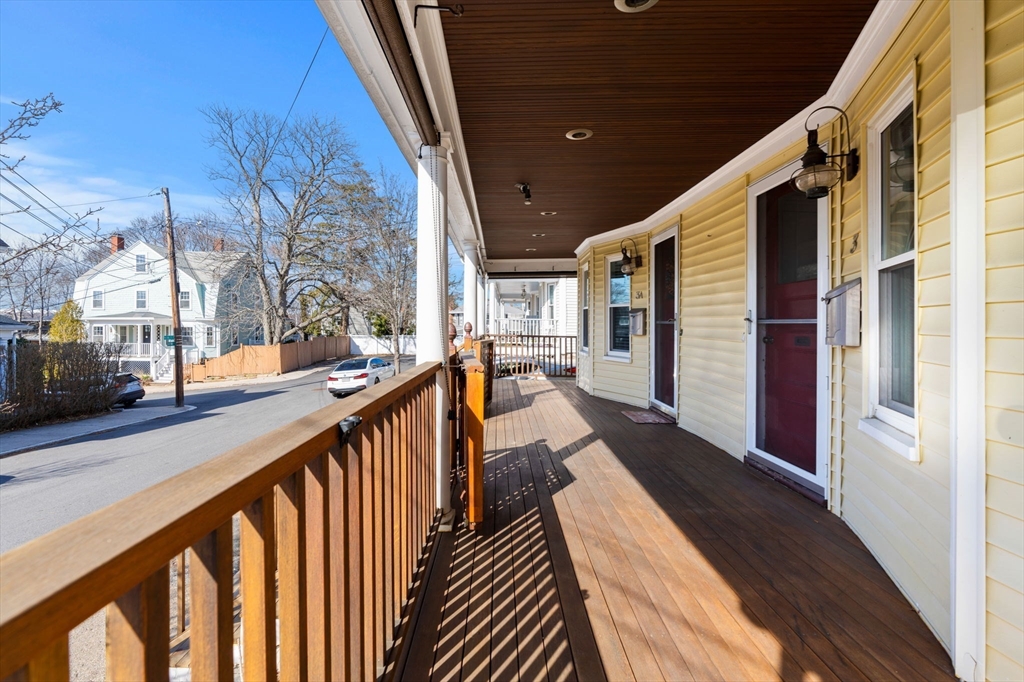 3 Clifford Ave, Beverly