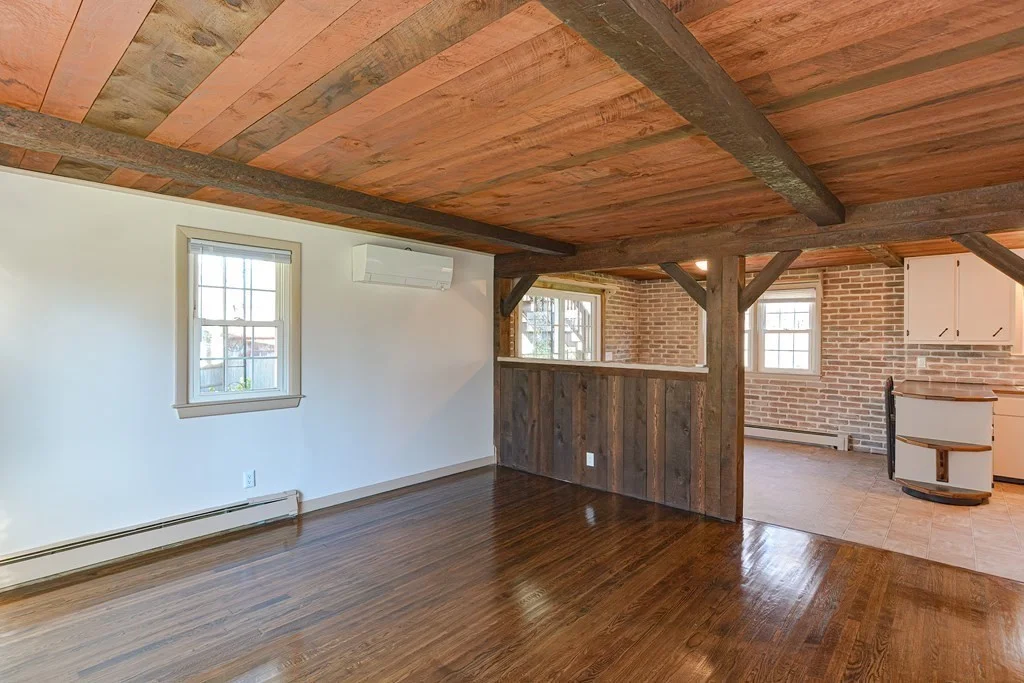 110 Oswego, Bellingham