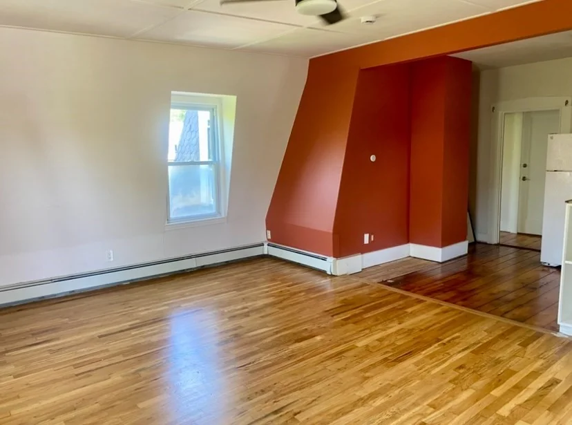 52 N Main St, Natick