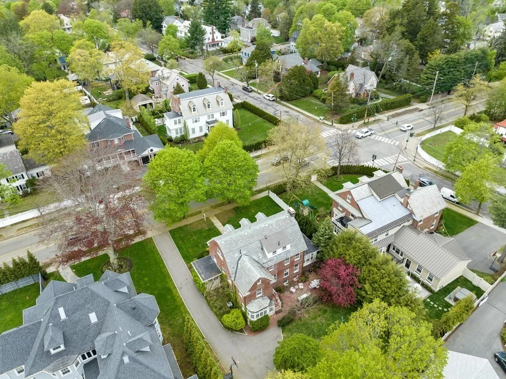 1010 Centre St, Newton Center