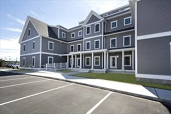 50 Country Way, Scituate