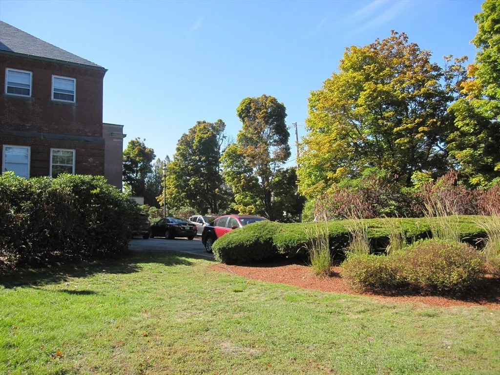 130 Beach St, Quincy