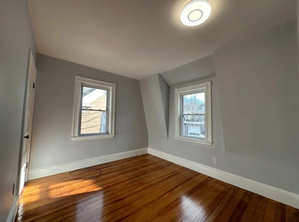 31 Francis Ave, Quincy