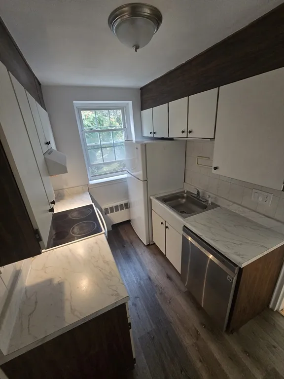 29 Englewood Ave, Salisbury Road - Corey Farm