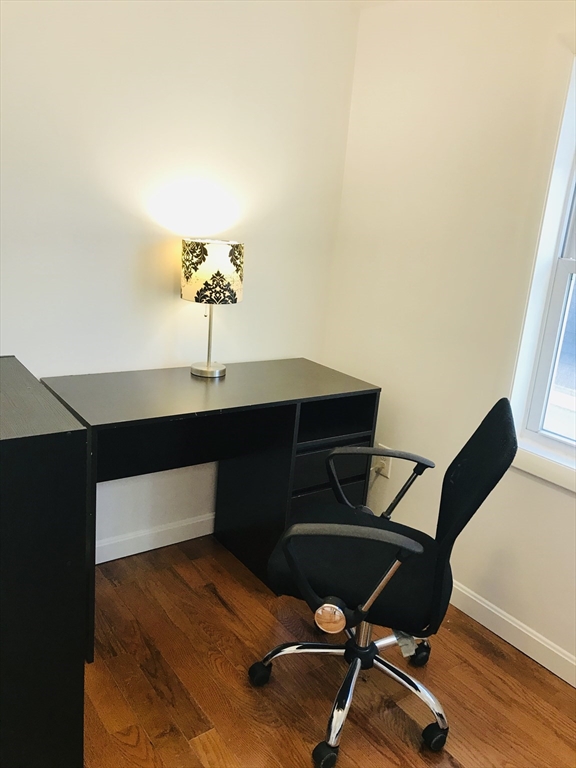 5 Lexington Ave, Powder House Square