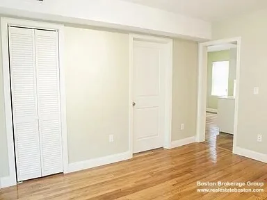 4043 Washington St, Jamaica Plain