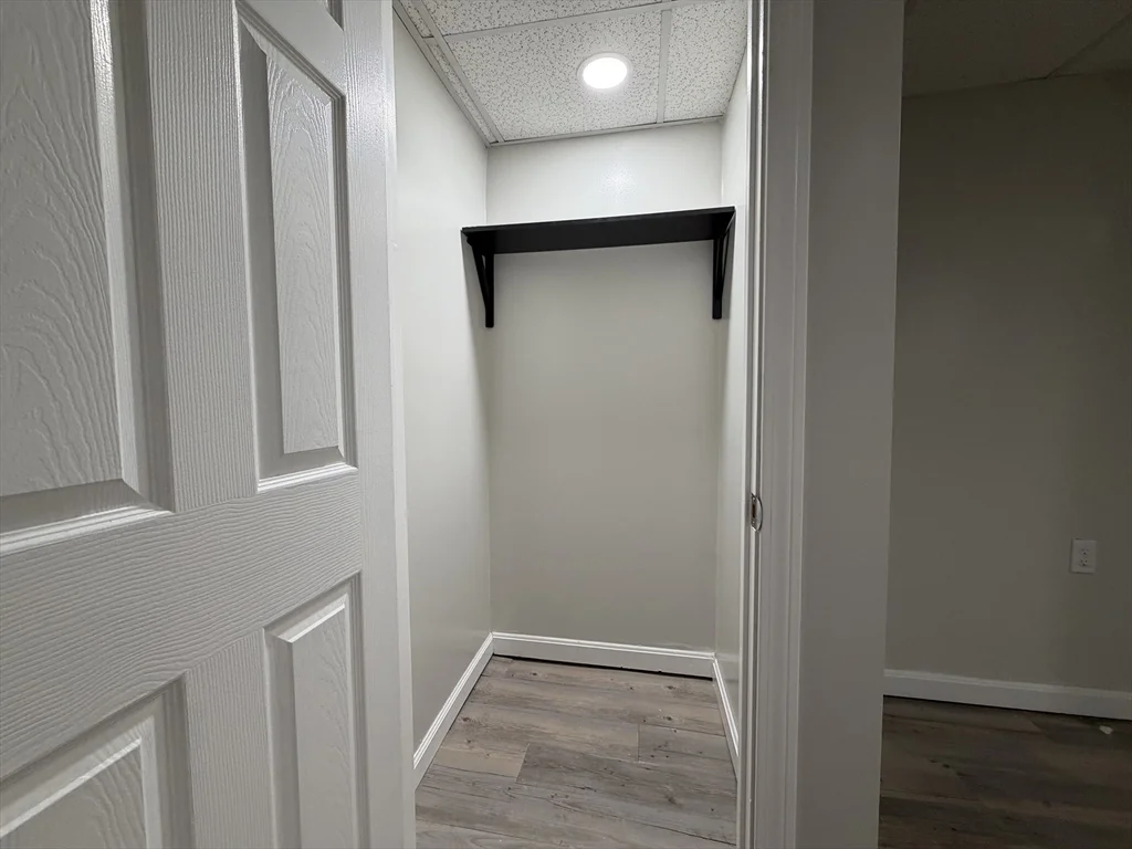 320-322 Wood St, New Bedford