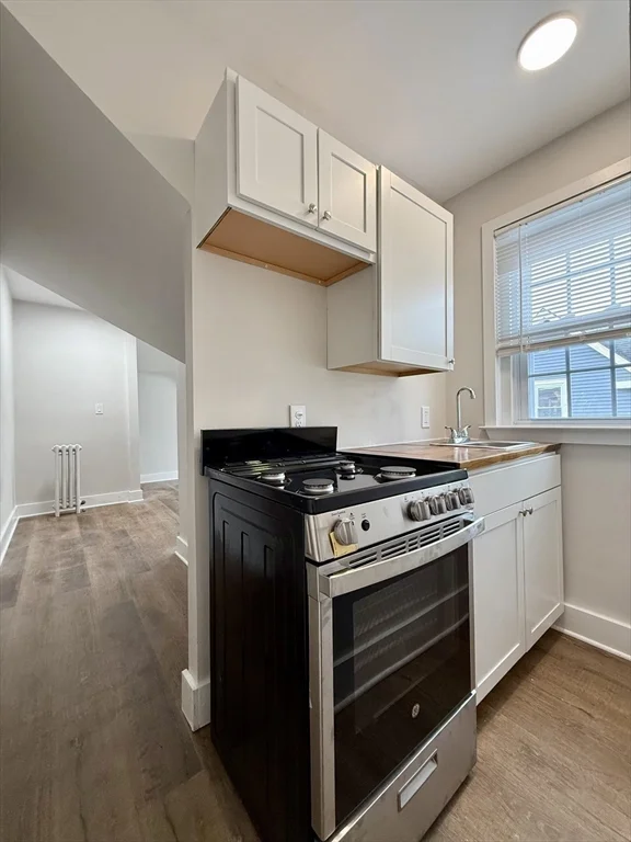 29 John St, Attleboro