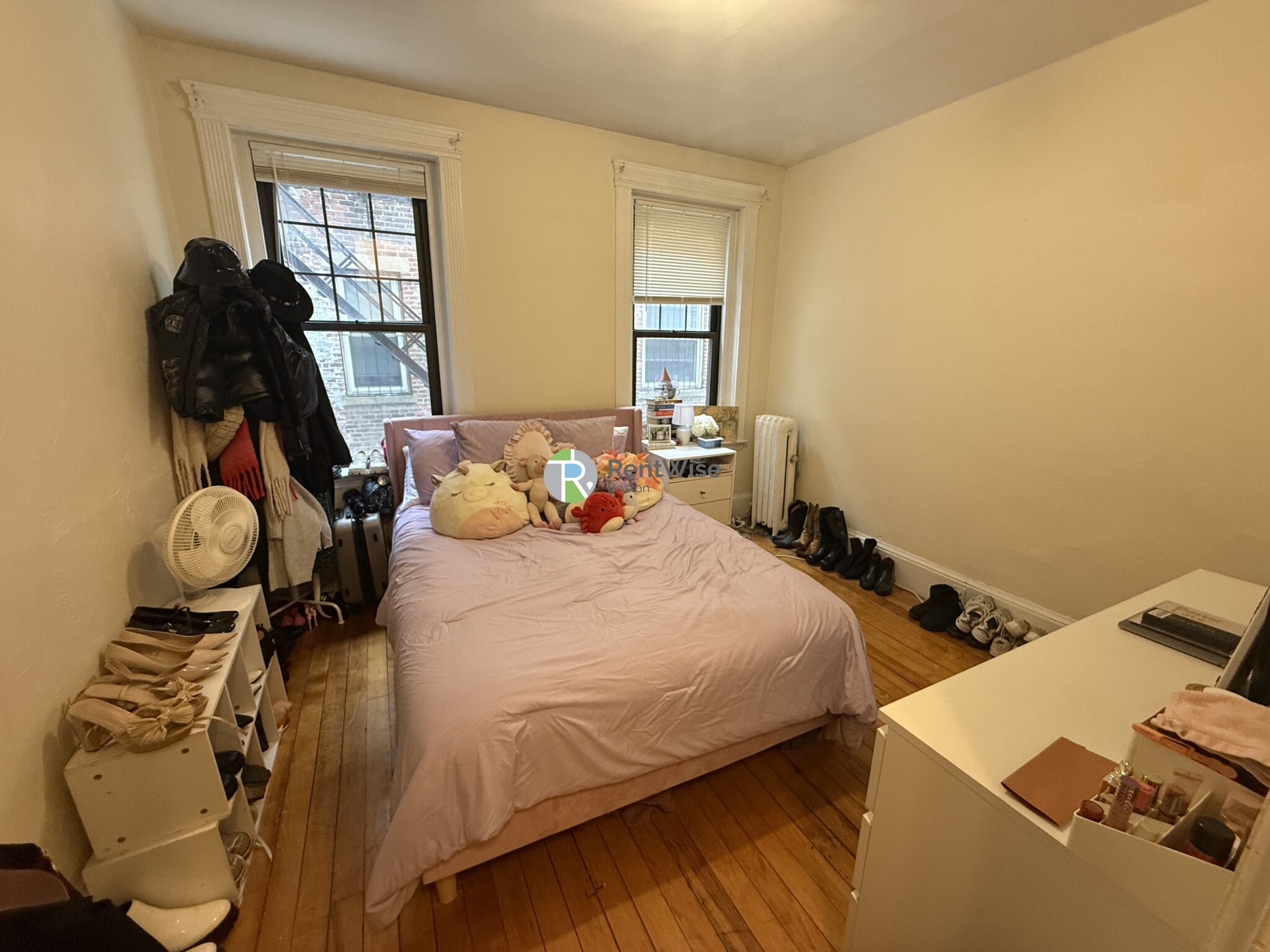 20 Royce Rd, Brighton