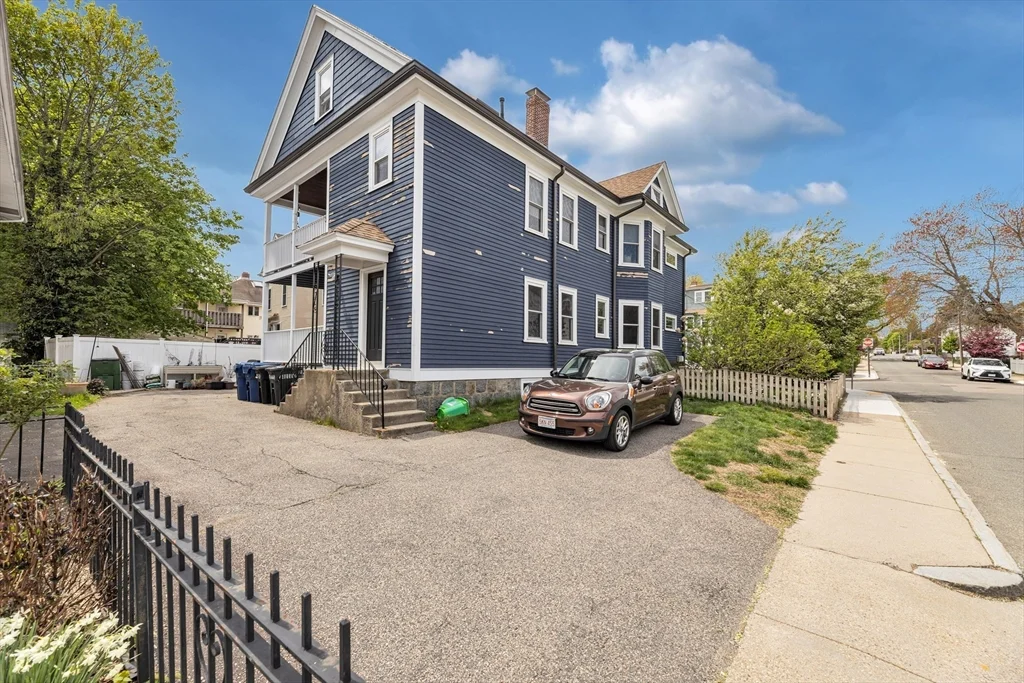 248 Roslindale Ave, Roslindale