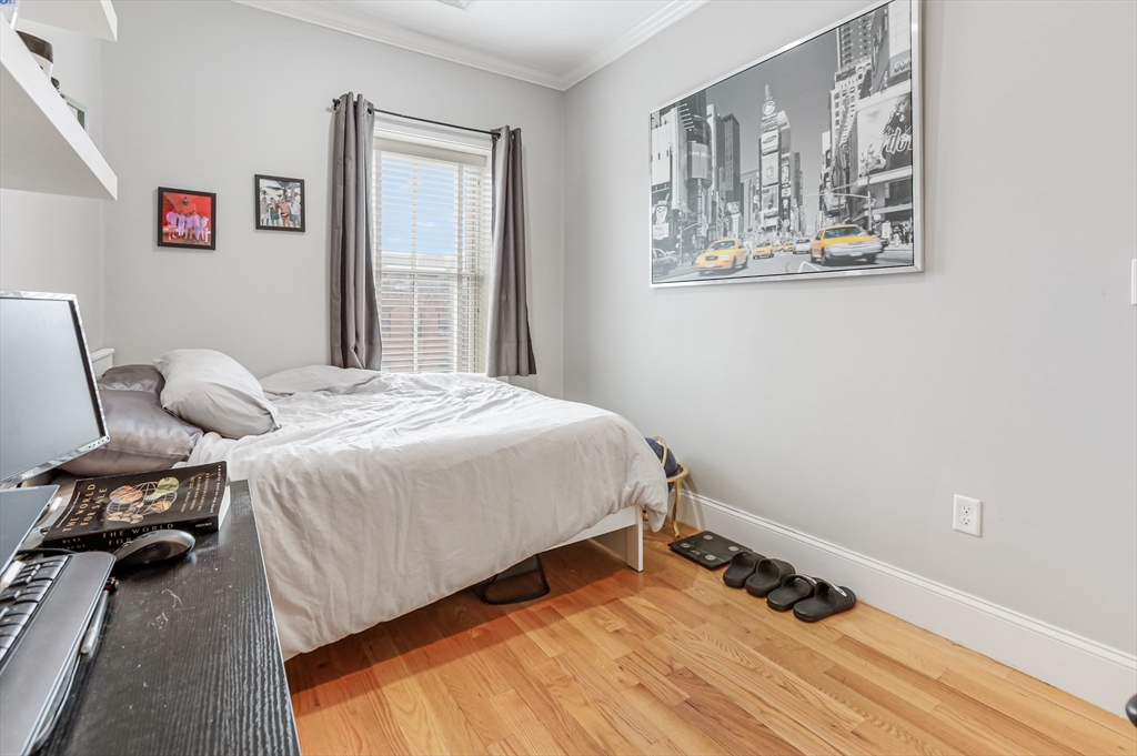 668 Massachusetts Ave, South End