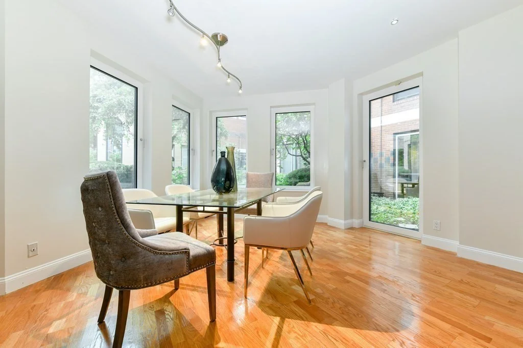 492 Beacon St, Back Bay