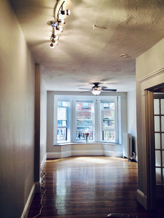 8 Garrison St, Back Bay