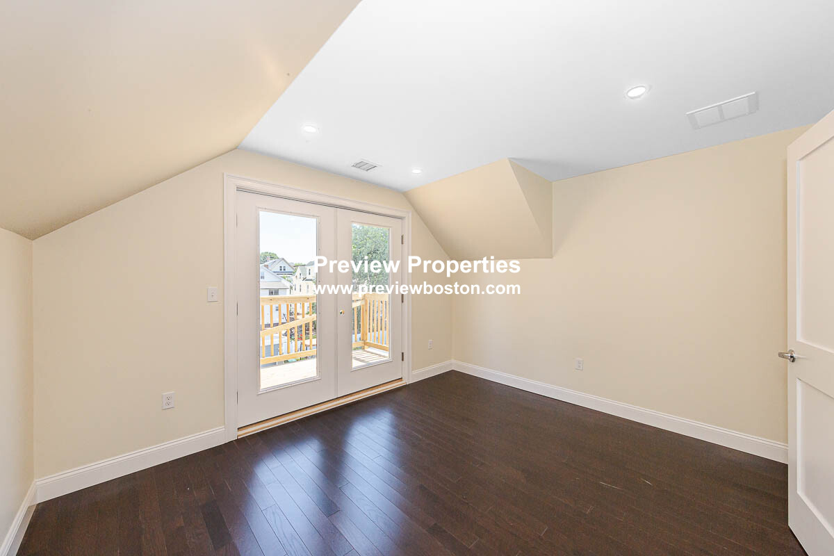 120 Jerome St, West Medford