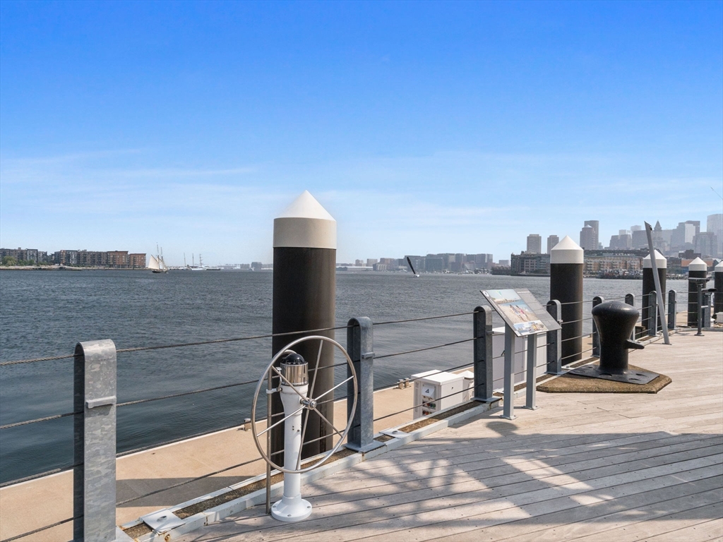 42 8th St, Charlestown