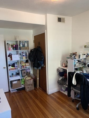 86 Fellsway, Somerville