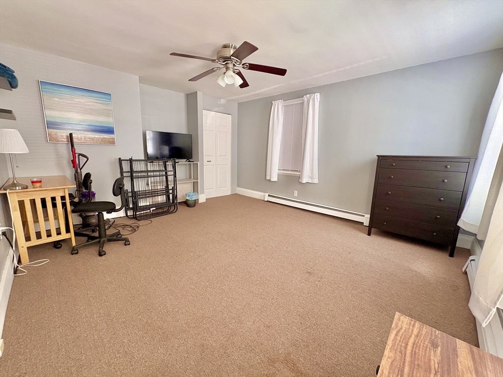 285 Roxbury St, Roxbury