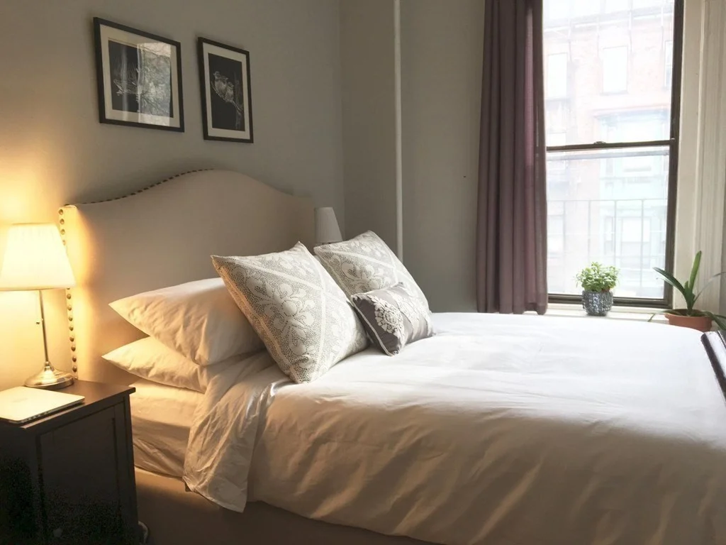 394 Marlborough St, Back Bay