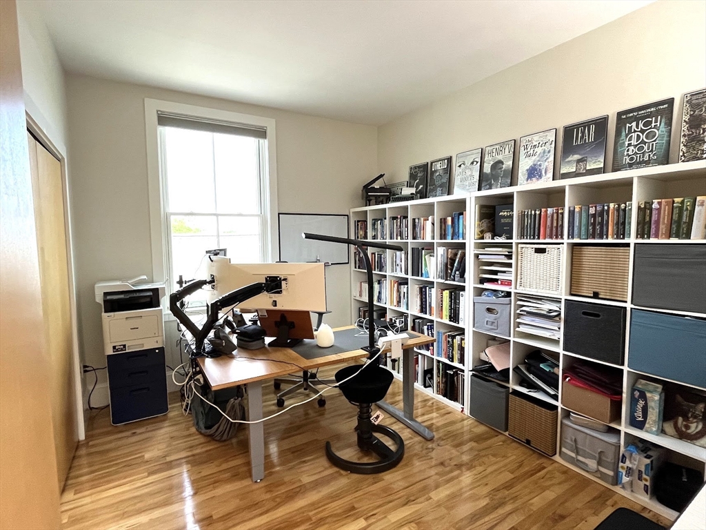 43 Park St, Somerville