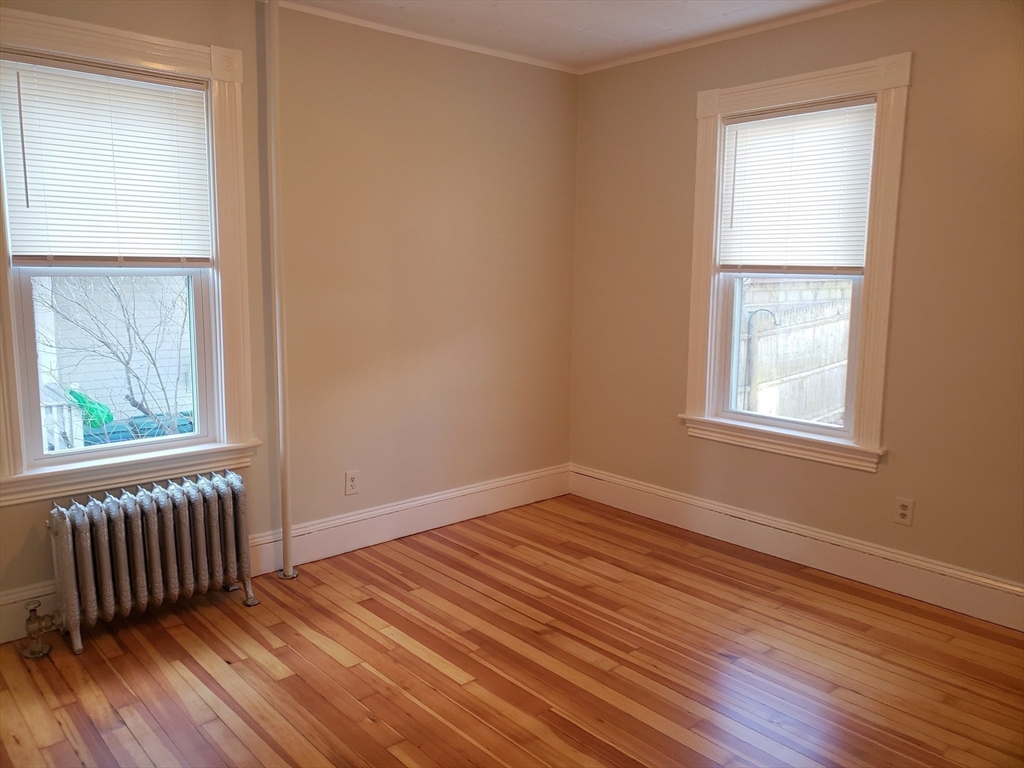 15 Hayward St, Attleboro