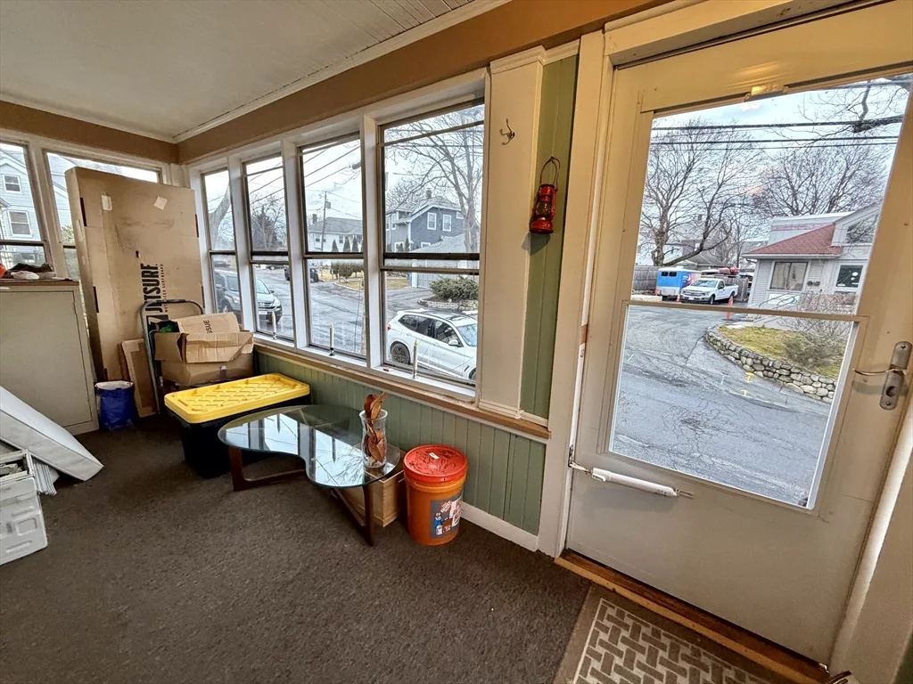 157 Riverview Ave, Waltham