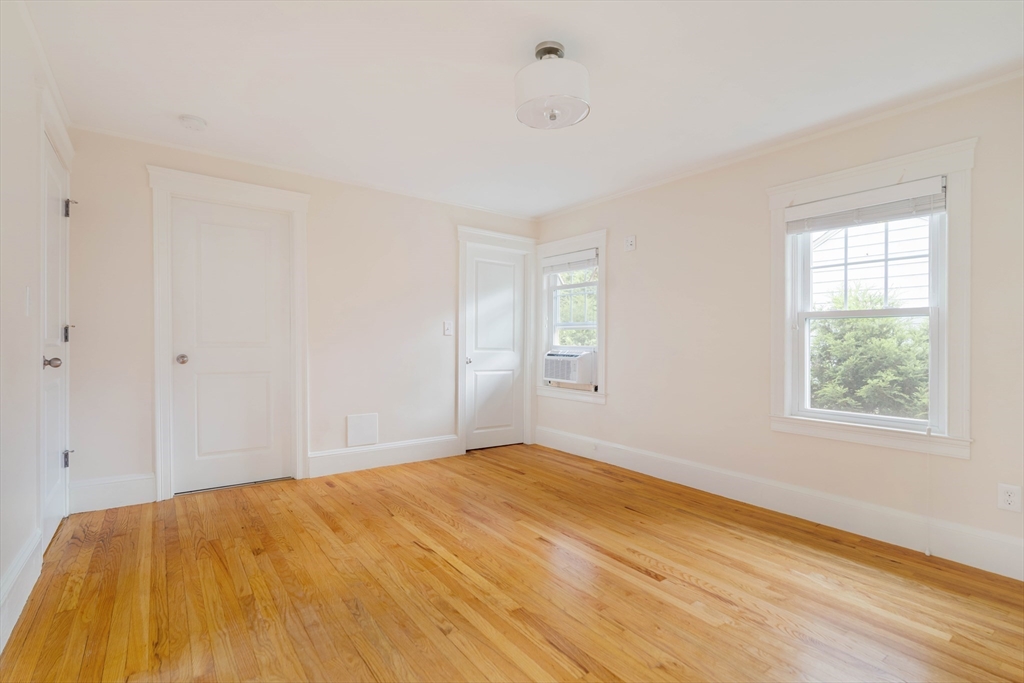 16 Chapin Rd, Newton Center