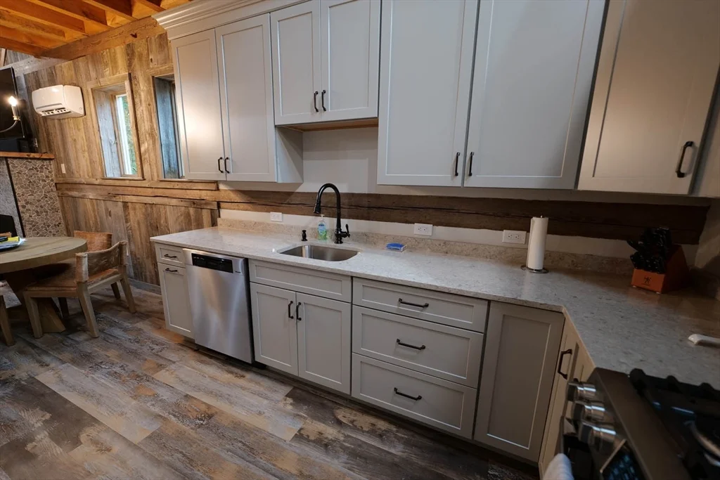 23 Winter St, Norwell