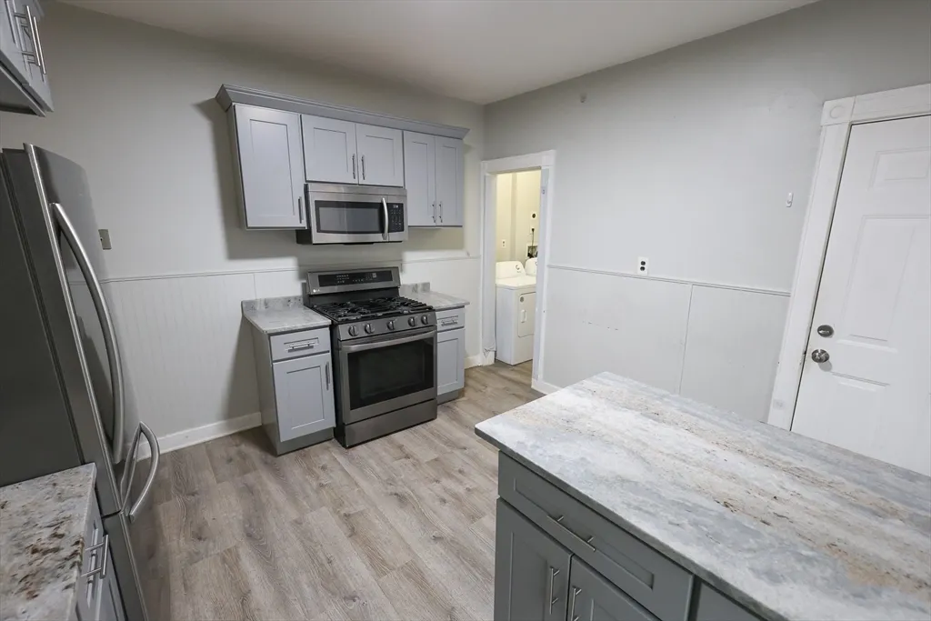 82 Fuller St, Dorchester