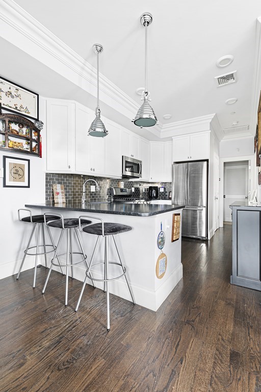 15 Preble St, South Boston