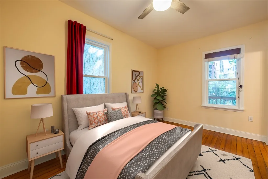 11 Juliette, Dorchester