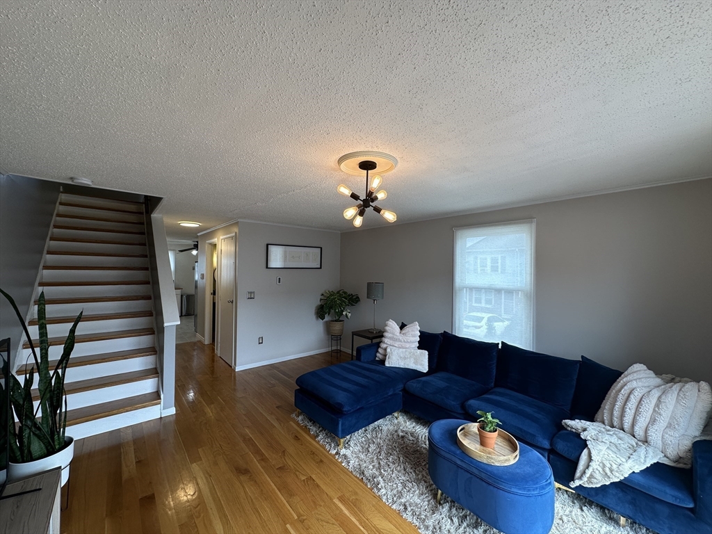 250 Congress Ave, Chelsea