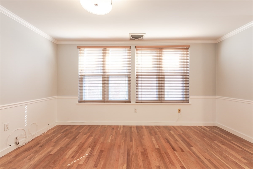 118 Tudor St, South Boston