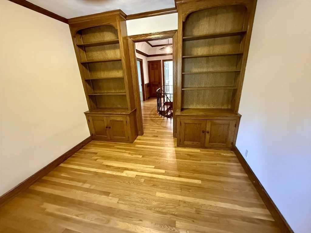 15 Winthrop Rd, Brookline