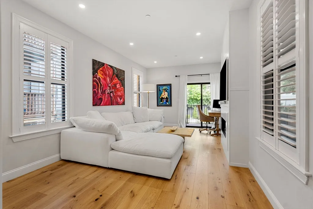 722 East 5th St, South Boston