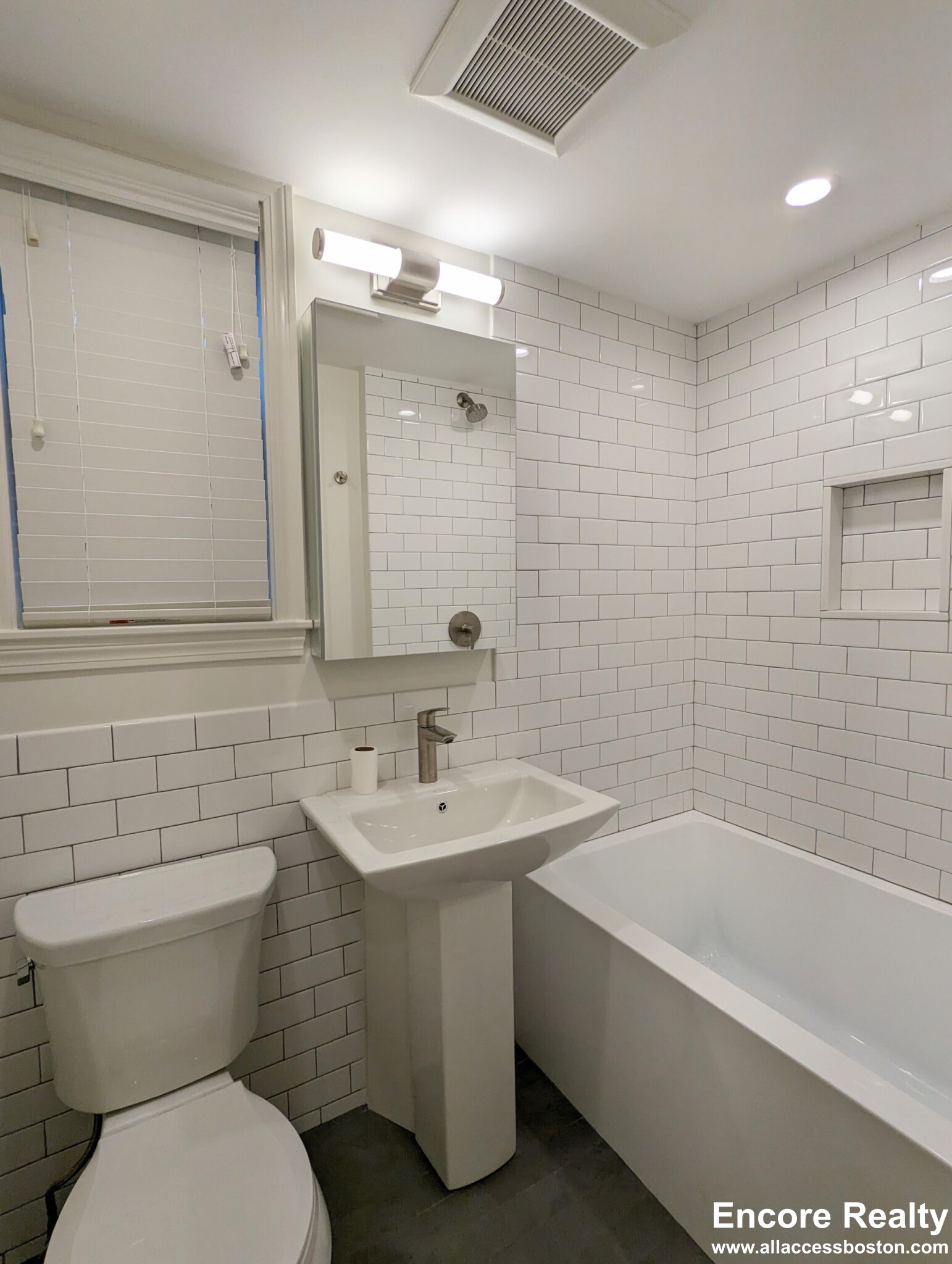 550 Franklin St, Riverside