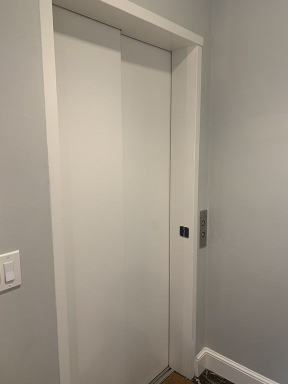 12 Hereford St, Back Bay