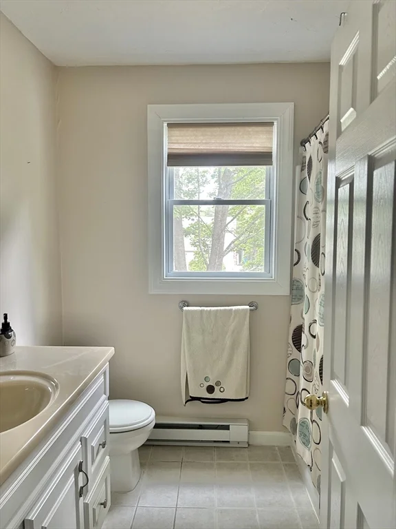 11 Carpenter Ave, Attleboro