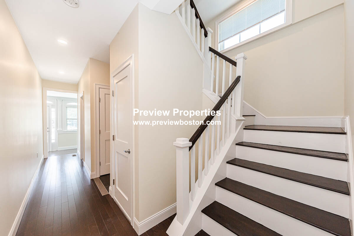 120 Jerome St, West Medford