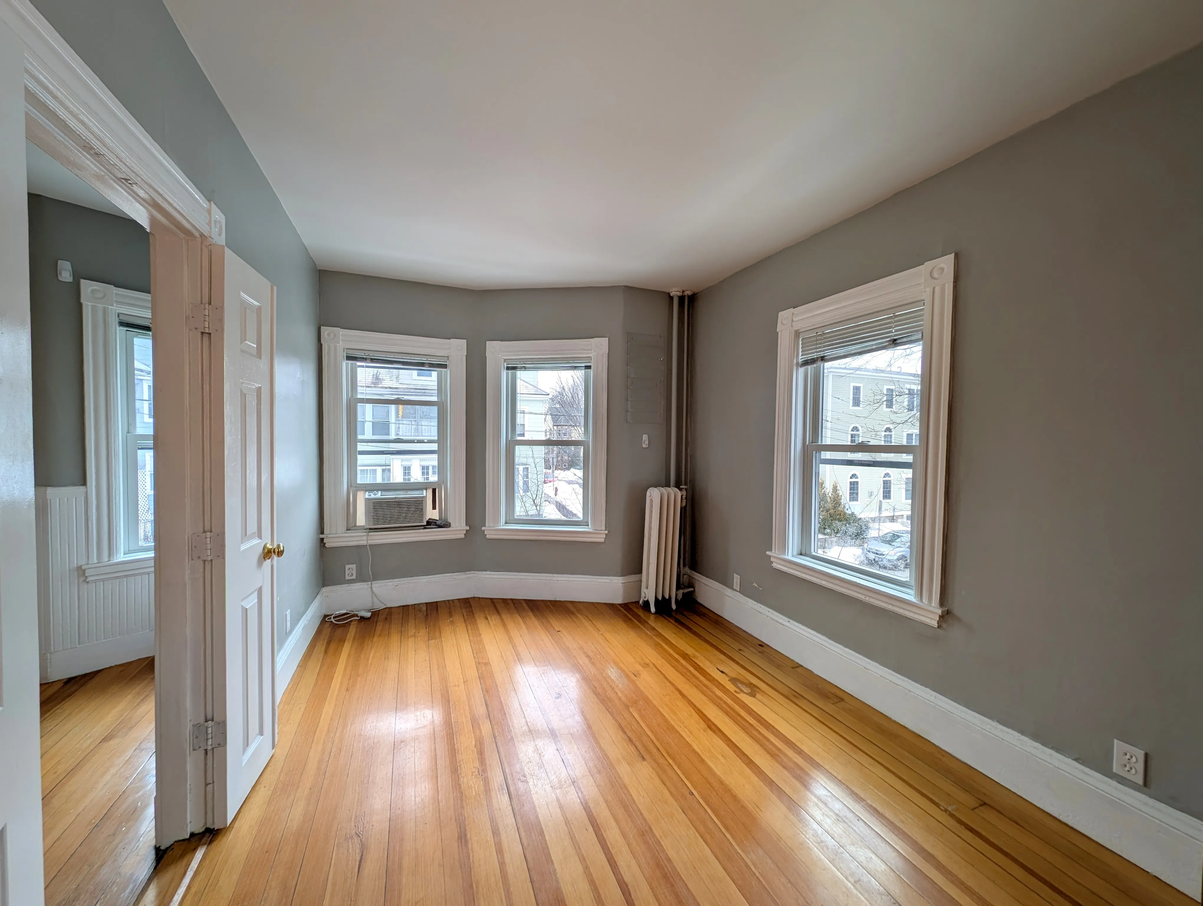 111 Woodstock St, West Somerville