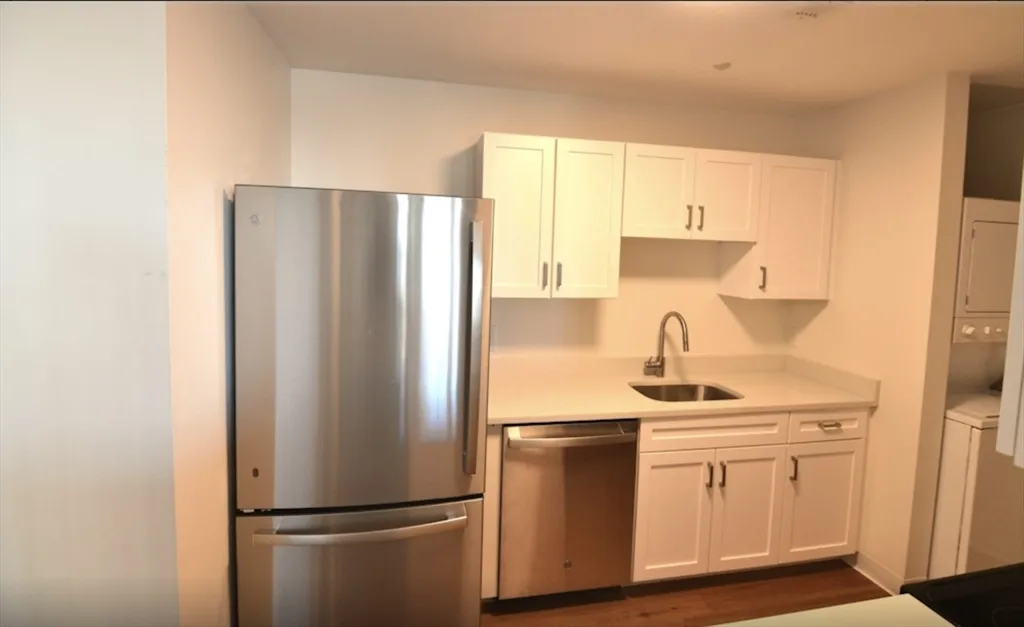 75 Peterborough St, Fenway