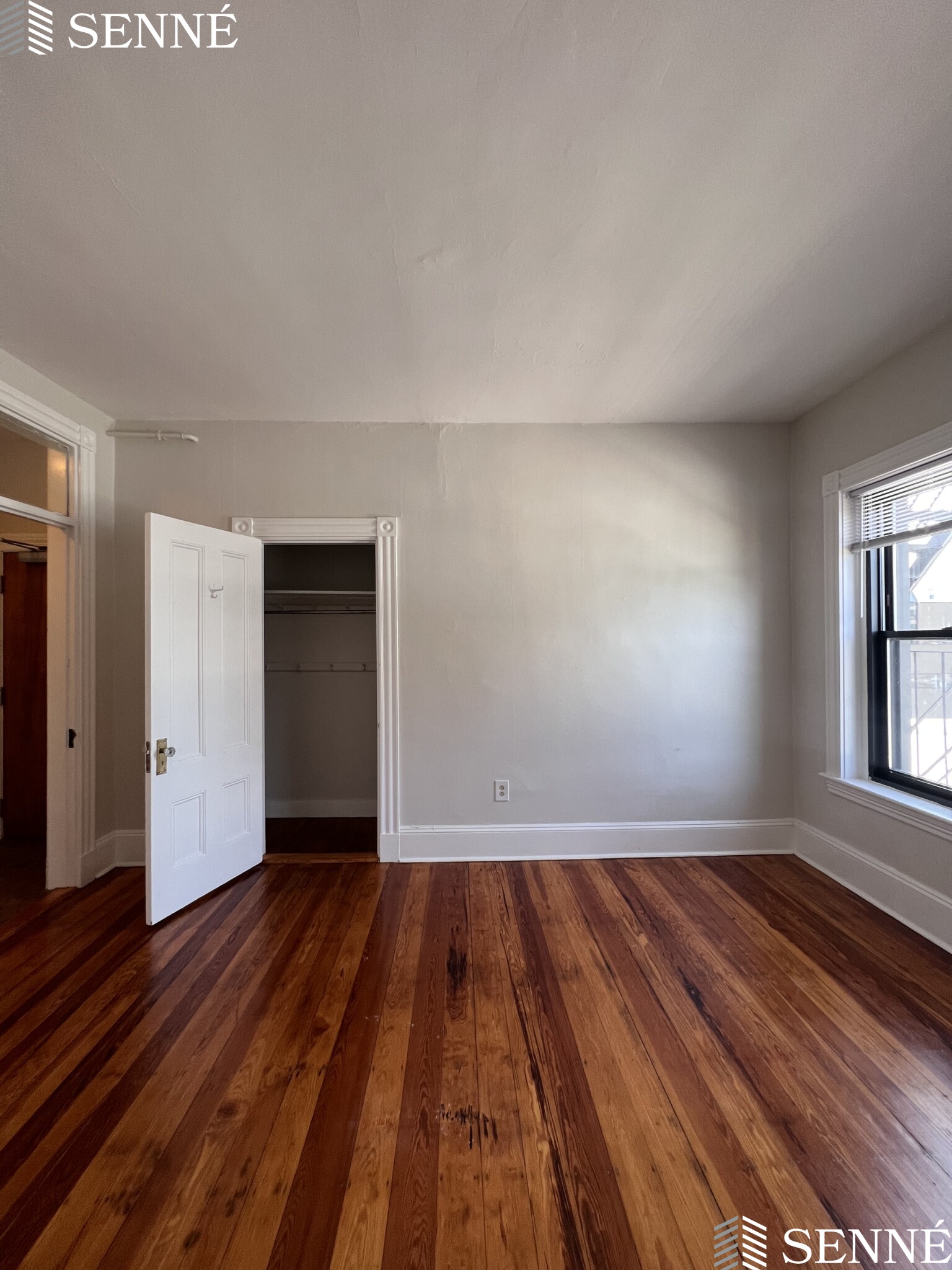 1039 Massachusetts Ave, Harvard Square