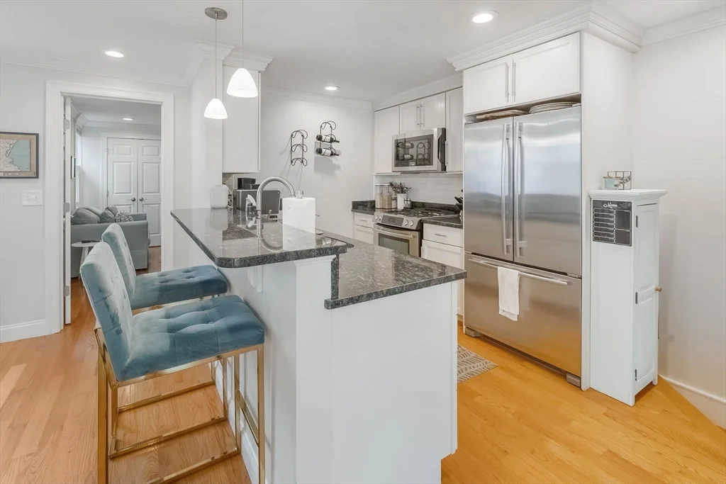65 Green St, Charlestown