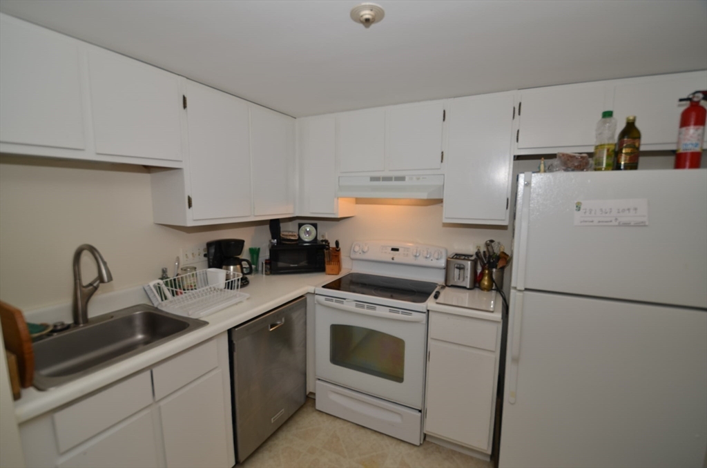 51 Melrose St, Melrose