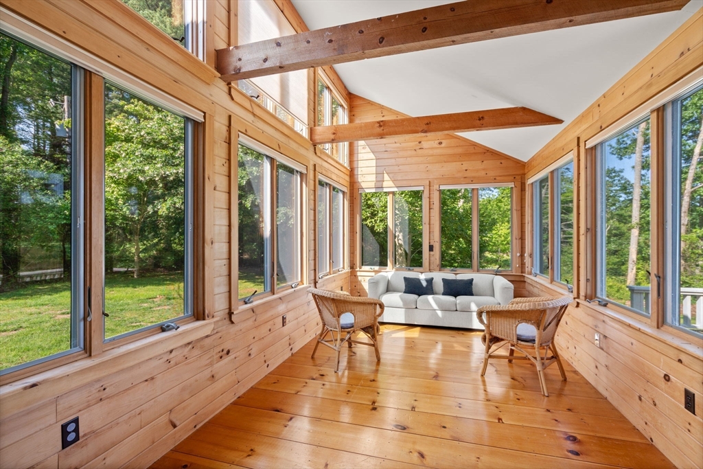 54 Marshall St, Duxbury